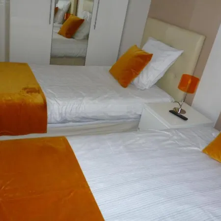 Luxury Orange Paris Disneyland Serris Exterior photo